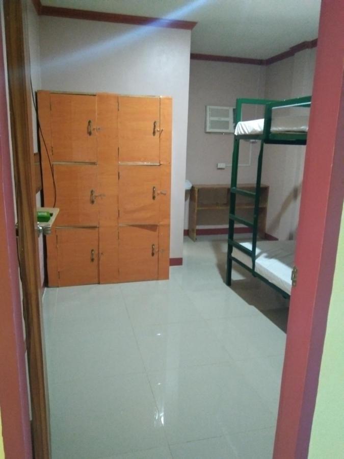 Rms Travellers Inn Poro Exterior photo